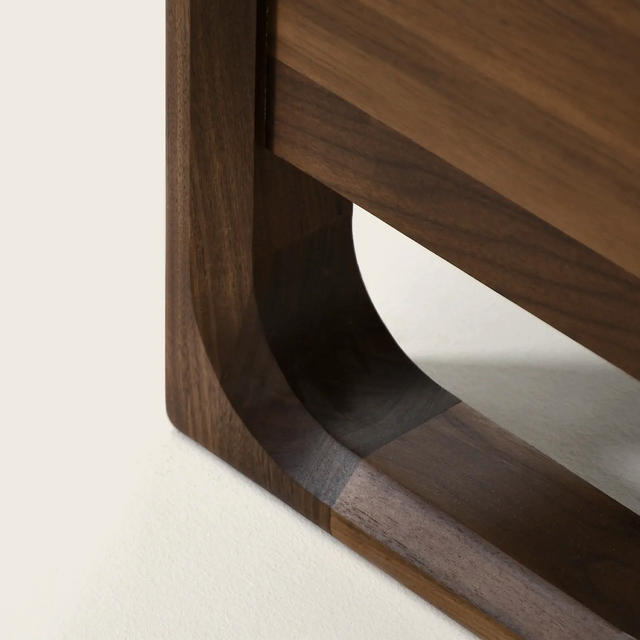 Avon Dresser