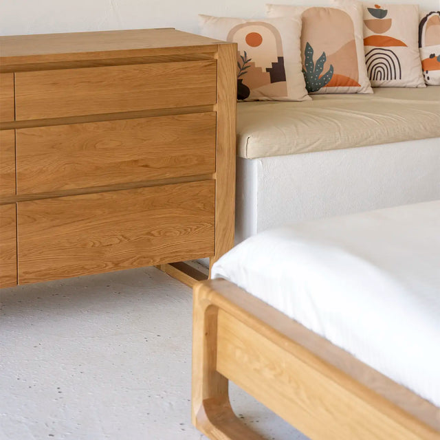 Avon Dresser