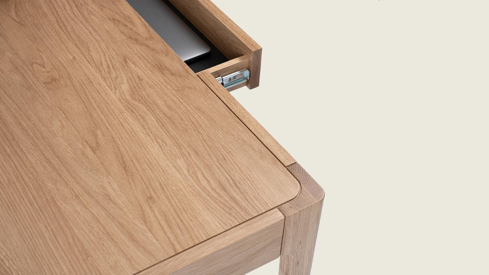 Nova Desk – Moss Design