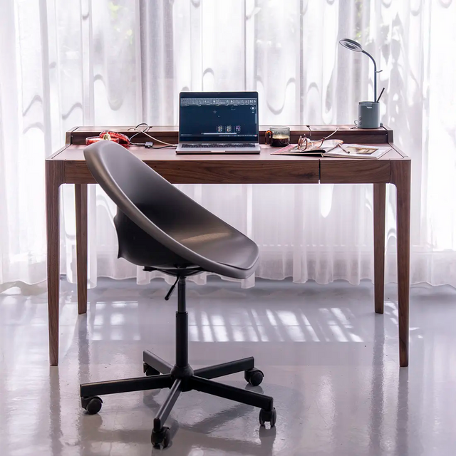 Nova Desk