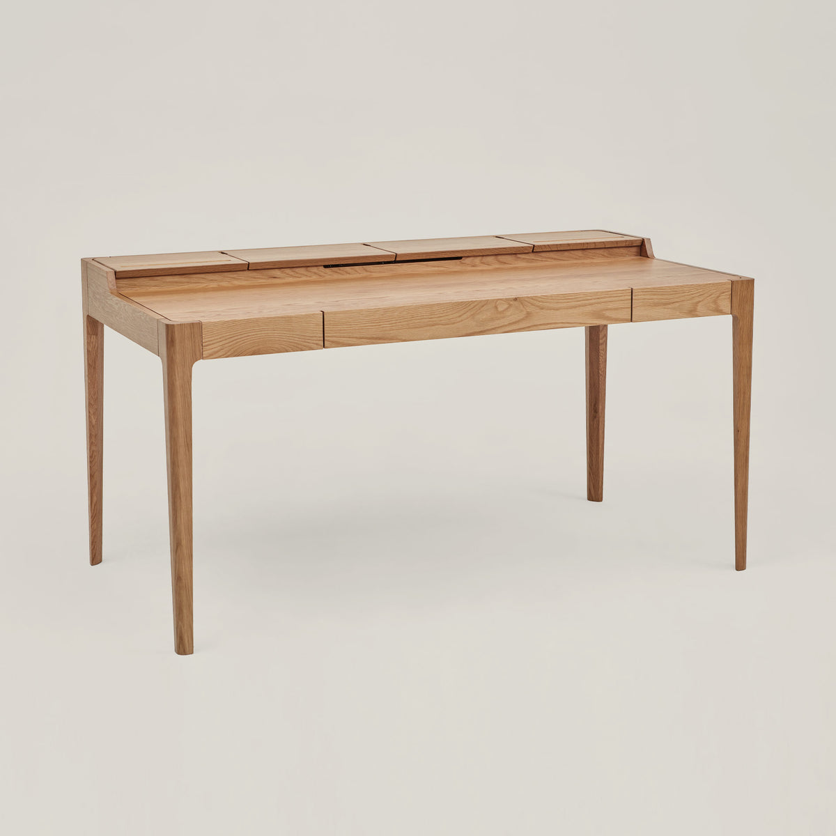 Nova Desk – Moss Design